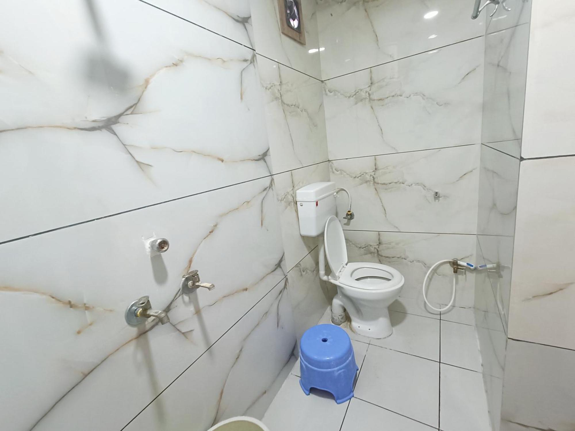 Treebo Yatri Grah Kshipra T Hotel Ujjain Eksteriør billede